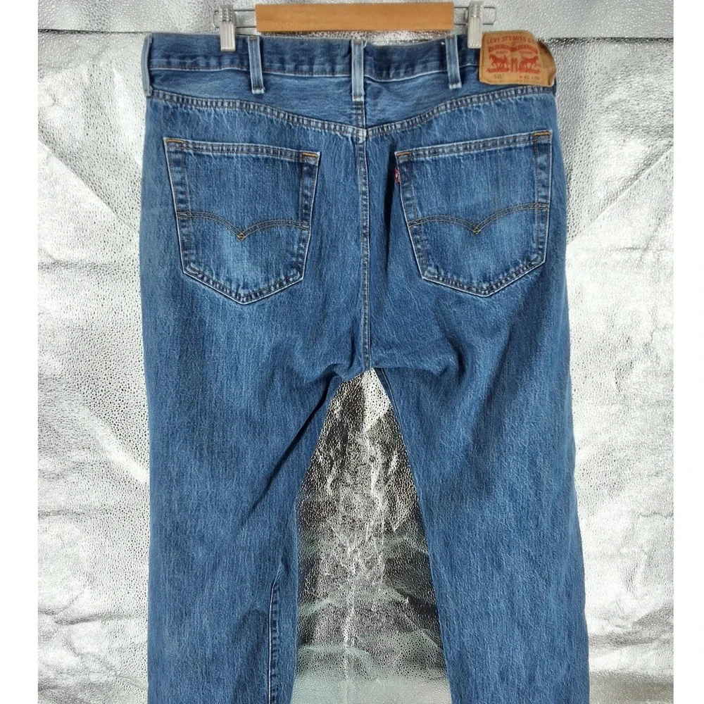 Levis 501 Original Fit Mens Jeans 42x30 Medium Wash Blue Button Fly Straight Leg